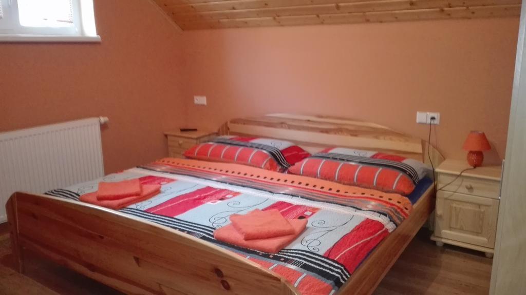 Svoboda nad Úpou Apartments Kalyn מראה חיצוני תמונה