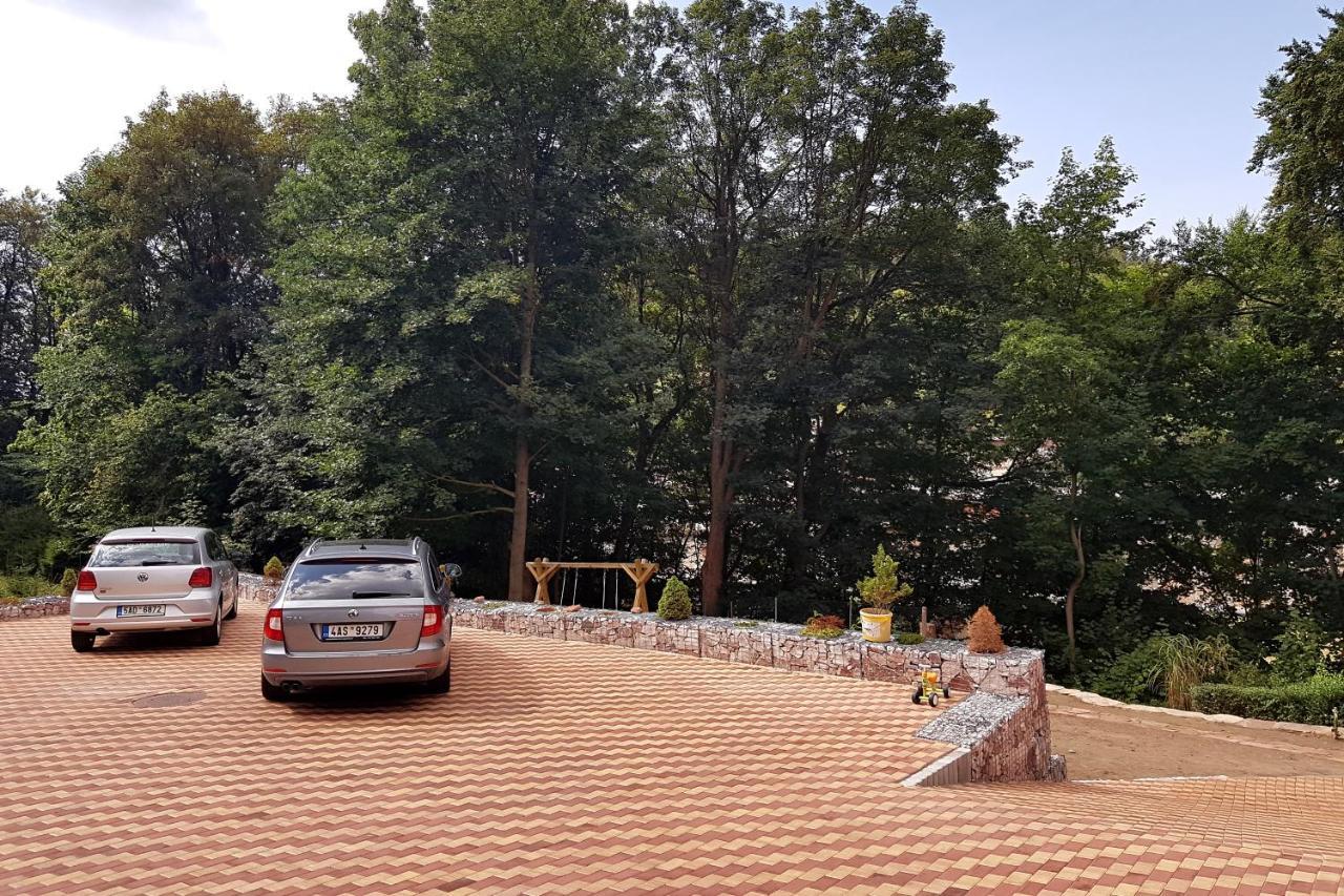 Svoboda nad Úpou Apartments Kalyn מראה חיצוני תמונה