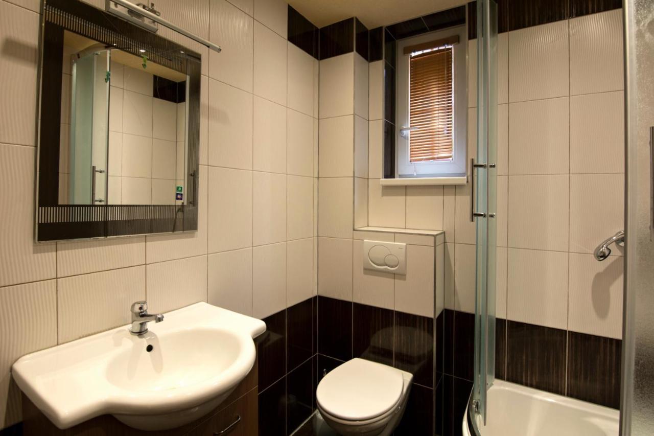 Svoboda nad Úpou Apartments Kalyn מראה חיצוני תמונה